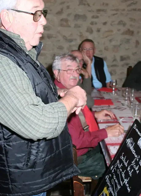 Le garde de Santa Fé et son auxiliaire